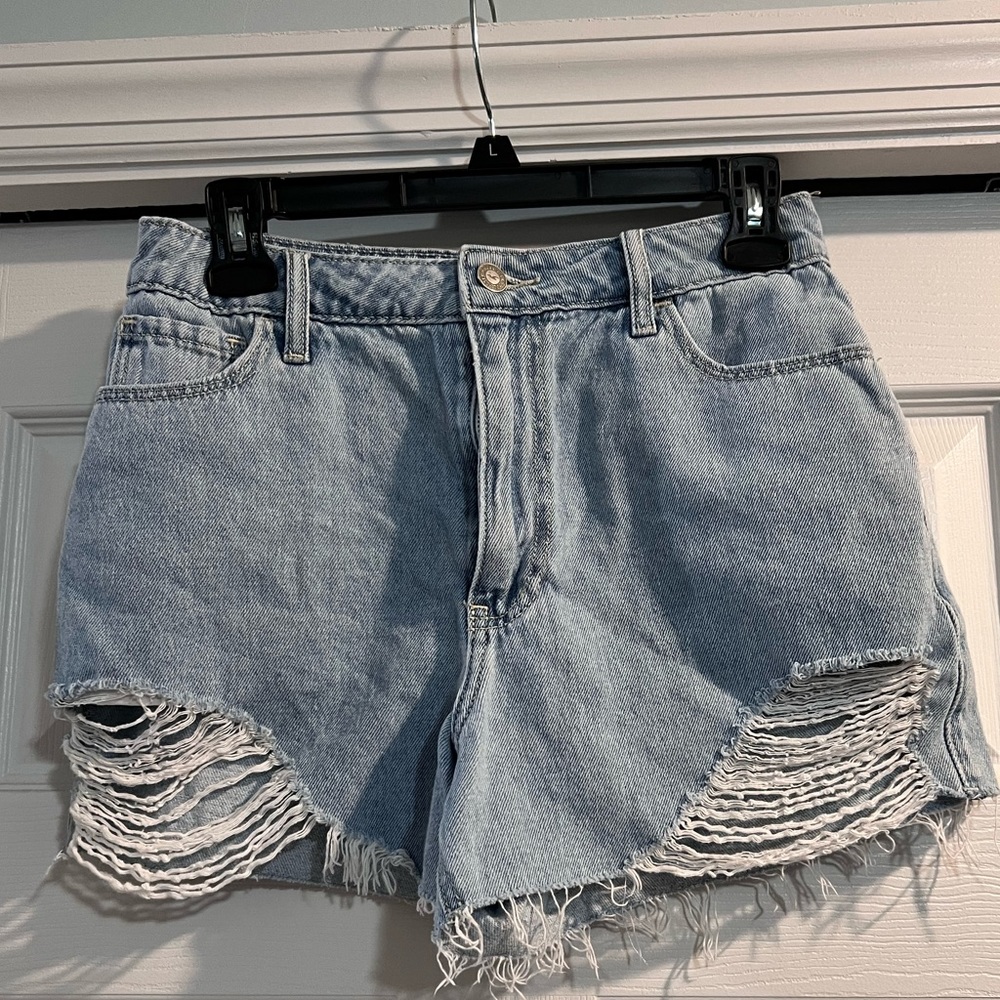 Women’s Hollister ultra high rise shorts